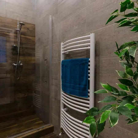 Modern, Luxury Flat In The Heart Of 부다페스트