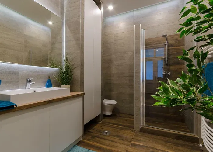 Modern, Luxury Flat In The Heart Of